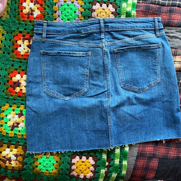 Denim mini skirt old navy - Picture 3 of 4